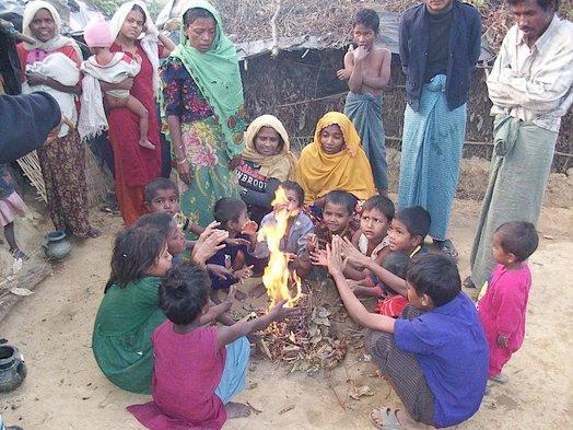 104 Arakanese refugees starve to death