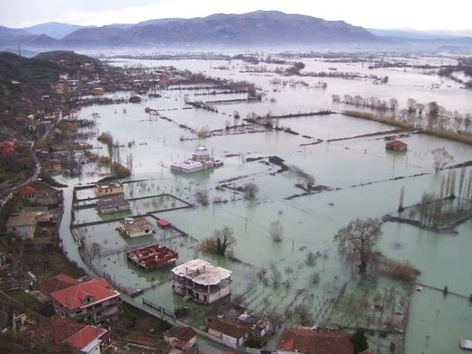 IHH teams in Albania after flooding