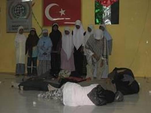 Acehnese orphans show solidarity with Gaza