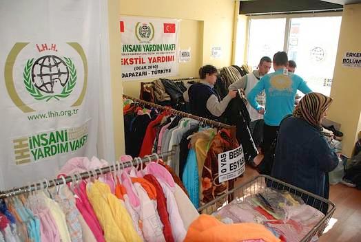 3,000 people distributed clothes