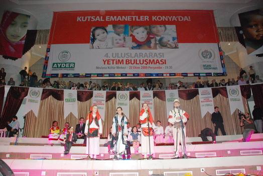 Orphans meeet at Mawlana