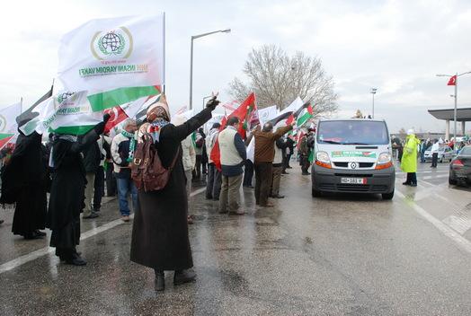 Gaza convoy reaches Istanbul