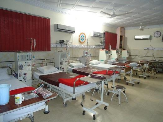 Muzaffargarh State Hospital urgently needs a new dialysis machine