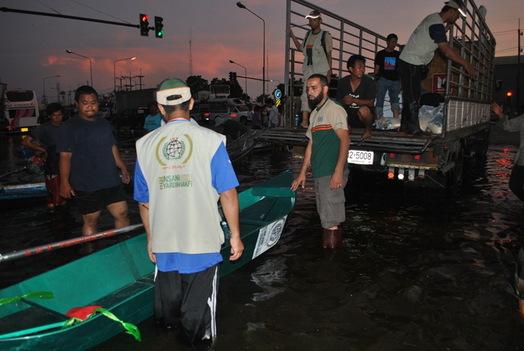 IHH provides humanitarian relief to Thailand