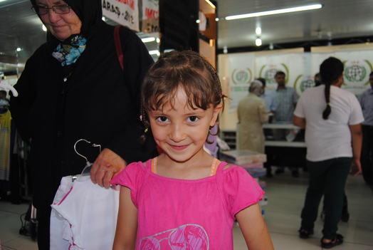 Eid clothing to orphans in 22 provinces