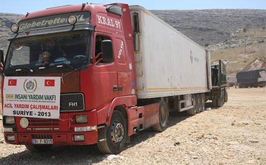 İnsani Yardım Tırları Ramazan’da Suriye'de