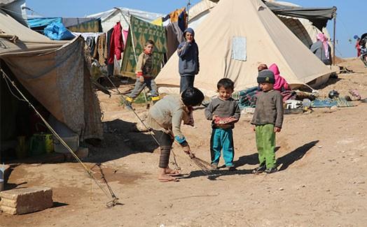 Syrians in camps need your help