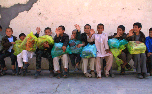İHH'dan Afganistan'daki Yetimlere Ziyaret