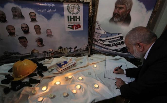 Mavi Marmara şehitleri Gazze'de anıldı