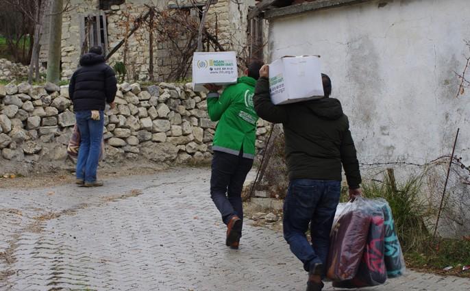 Kış geldi; Suriye yardım bekler