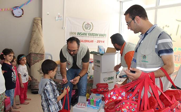 İHH’dan Suriyeli çocuklara eğitim desteği