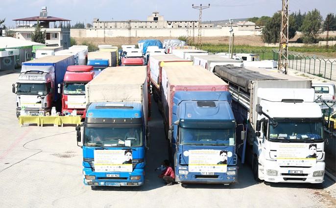 İHH’dan Suriye’ye 4 bin 500 yardım TIR'ı