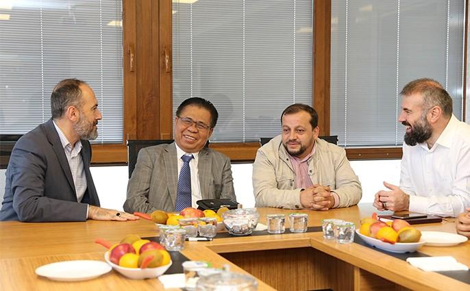 İHH’yı ziyaret eden Hacı Murat İbrahim’den Türkiye’ye mesaj