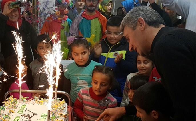 Bolu İHH’dan yetimler için karne şenliği
