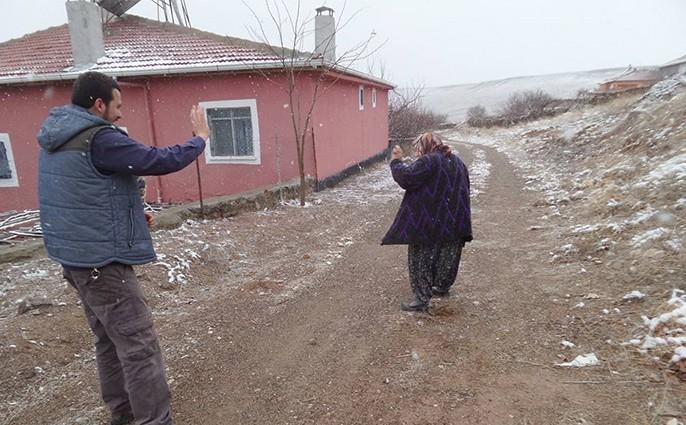 Fadime Teyze'den Bayırbucak’a göz yaşartan yardım