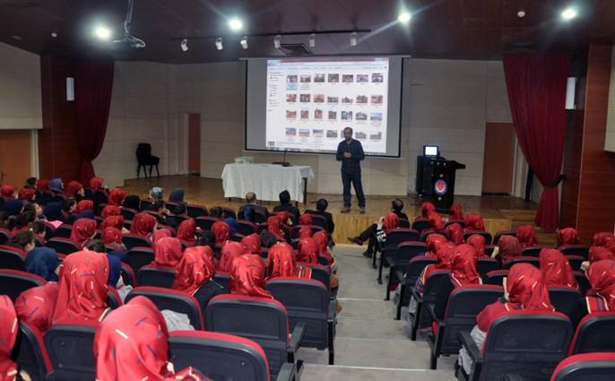 Tuzla Halil Türkkan Kız Anadolu İHL iyilikte yarışıyor