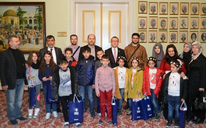 Makedonya ve Suriyeli yetimler Bursa’yı gezdi