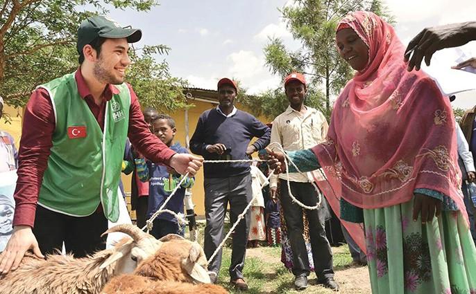Humanitarian aid brings a smile on the faces of hundreds