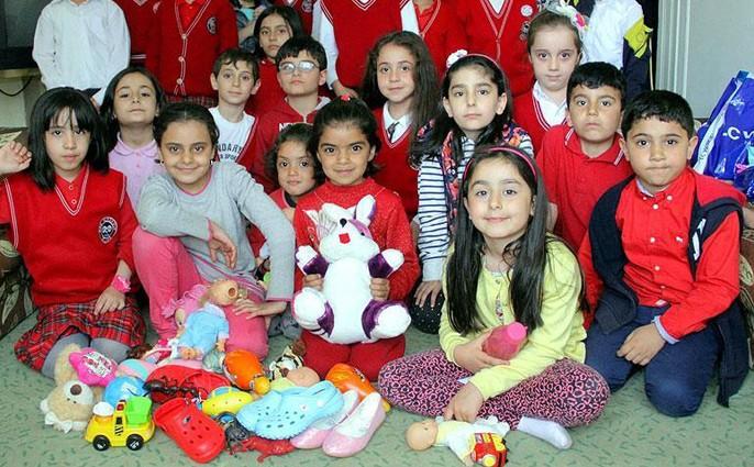 Elazığ’da minik yüreklerden büyük yardım