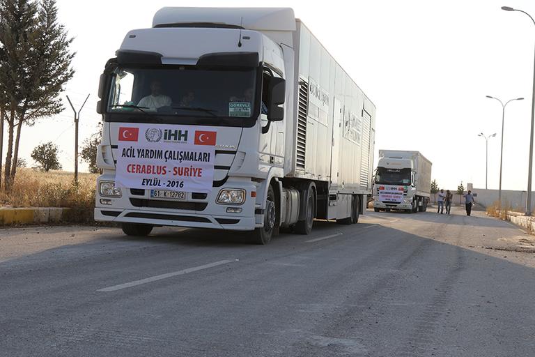 İHH’dan Cerablus’ta insani yardım çalışmaları