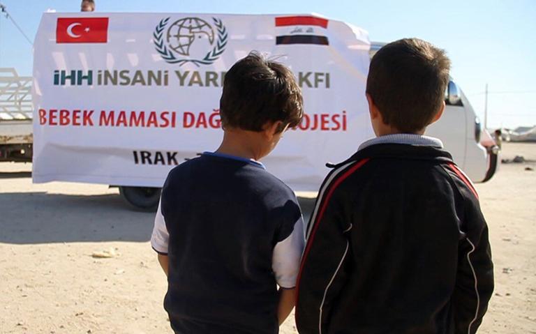 Iraklı bin 200 aileye bebek maması