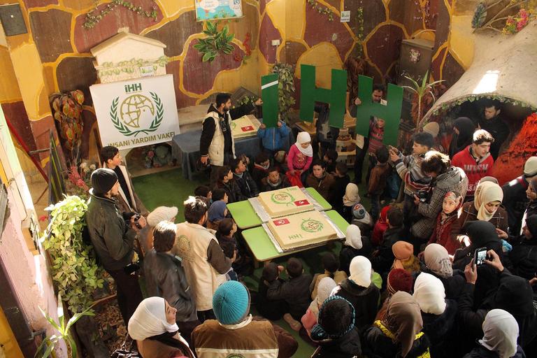 IHH Organizes Fun Event for Orphans in Eastern Ghouta