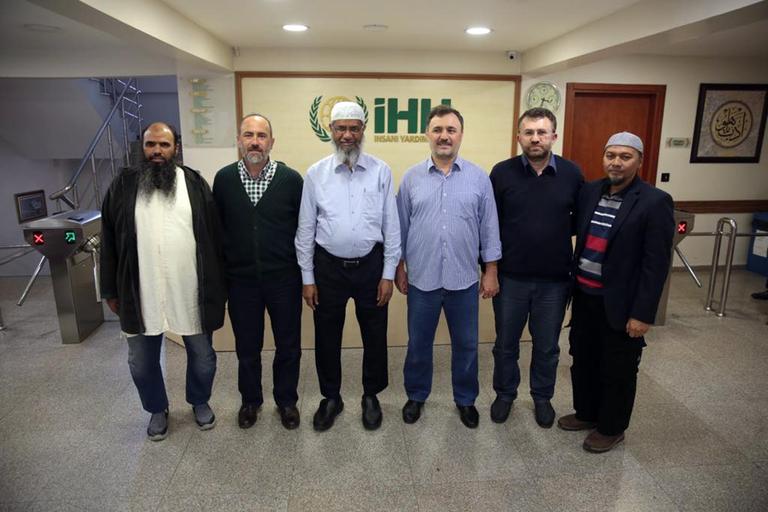 Zakir Naik’ten İHH’ya ziyaret