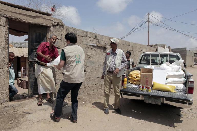 IHH Sends Food Aid to Five Thousand Yemenite Families