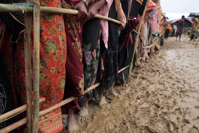 İHH, Arakan’ın iç bölgelerine yardım ulaştırıyor