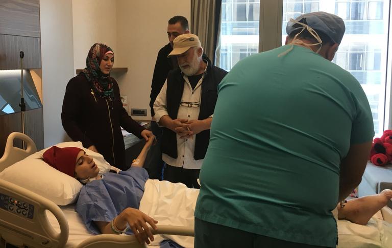 Girl shot by Israeli soldiers came to Istanbul