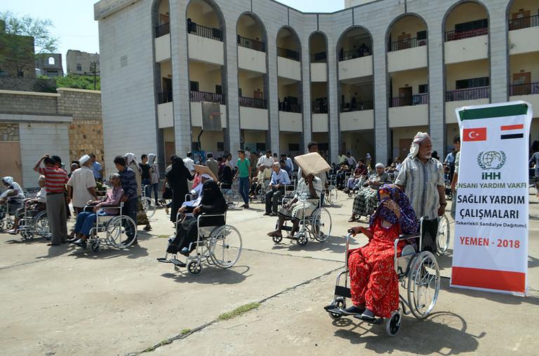 Yemenli hastalara sağlık desteği