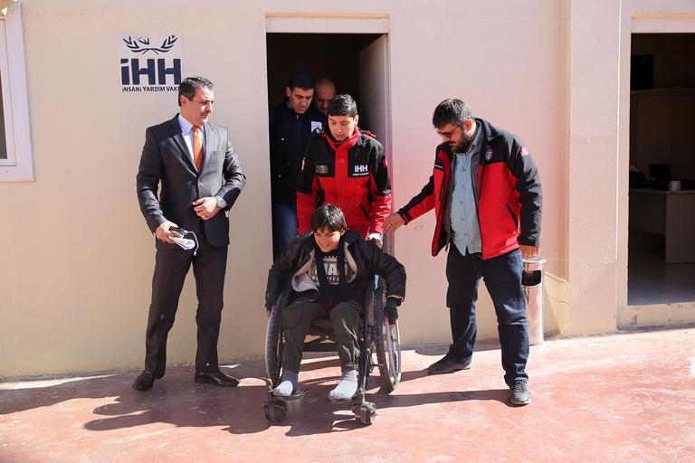 Iraklı 2 yetim yurduna kavuştu