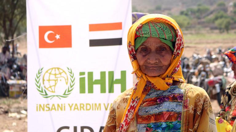 Türkiye’den Yemen’e acil yardım