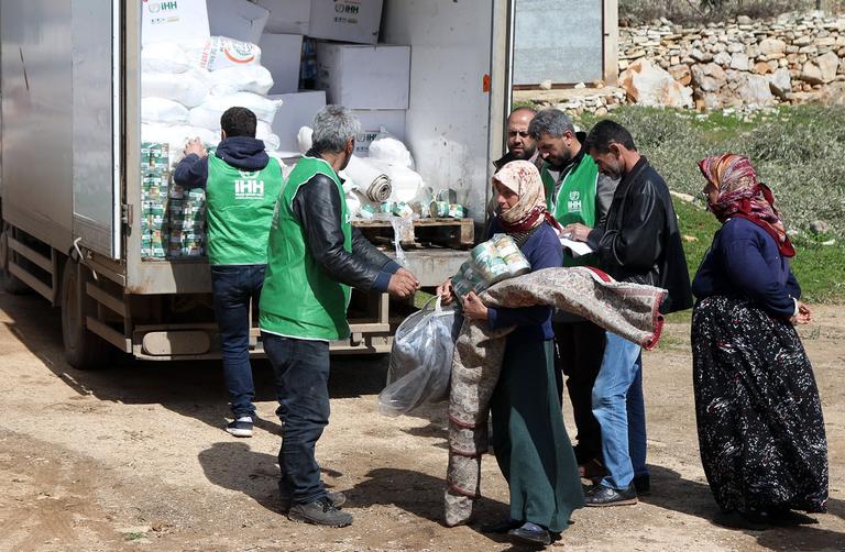 Afrin’deki 2 bin aileye yardım