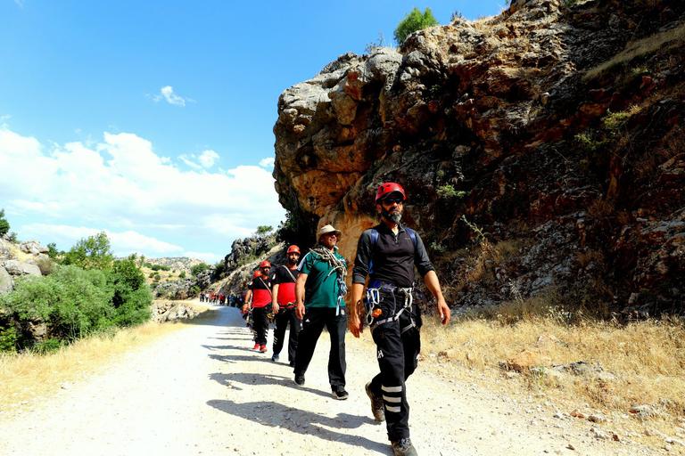 Diyarbakır’da zorlu arama kurtarma eğitimi