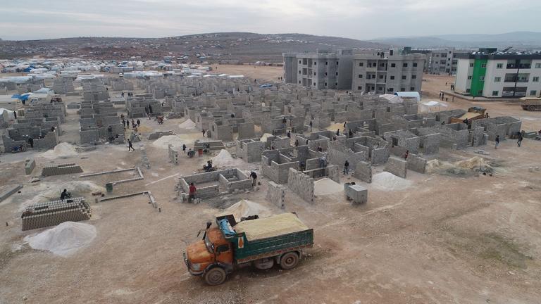 İdlib'e 10 bin briket ev hedefi