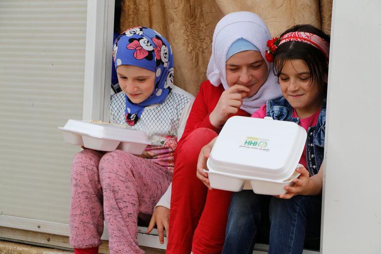 İdlib’de 25 bin yetime iftar