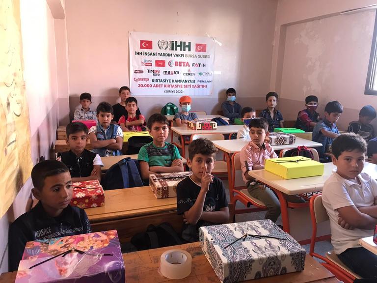 20 thousand stationary sets for Idlib