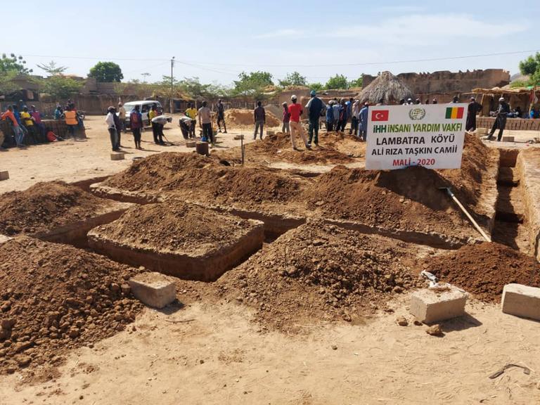 7 permanent Works from Turkey for Mali