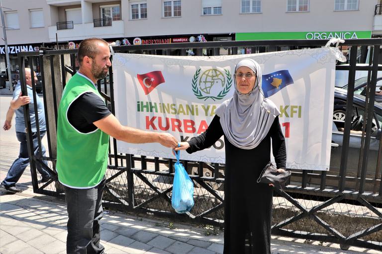 Kurban bereketi Kosova’ya ulaştı
