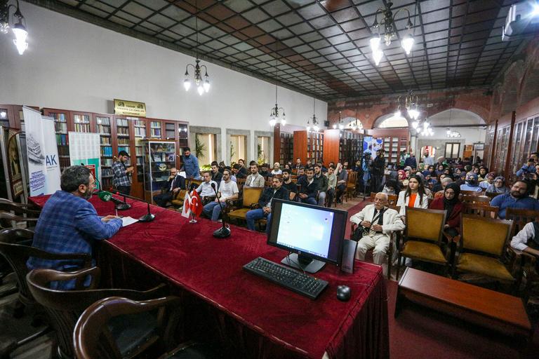 STK’lar Filistin ve Mavi Marmara konulu panel düzenledi