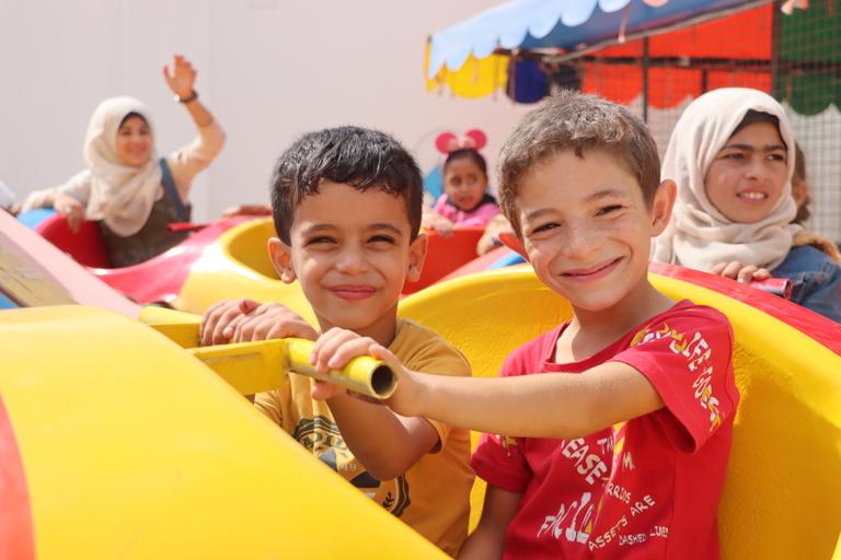 فعاليات مدينة الملاهي للطلاب السوريين