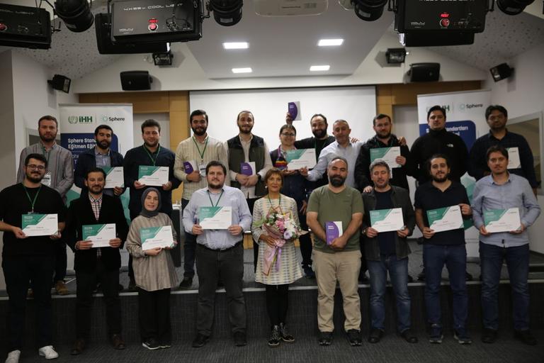 İHH görevlileri Sphere eğitmen eğitimi aldı
