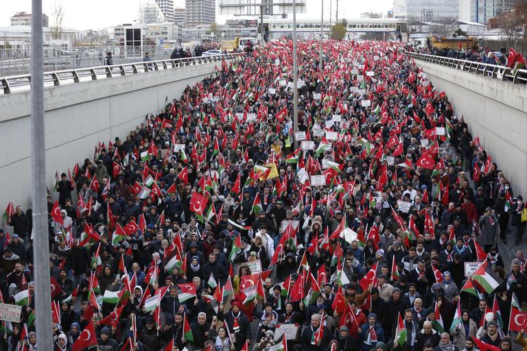 İstanbul ve Ankara’da on binler terörü ve İsrail’i lanetledi