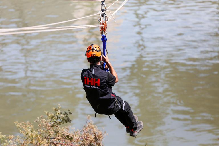 İHH’dan Samsun’da 120 gönüllünün katılımıyla bölgesel arama kurtarma tatbikatı