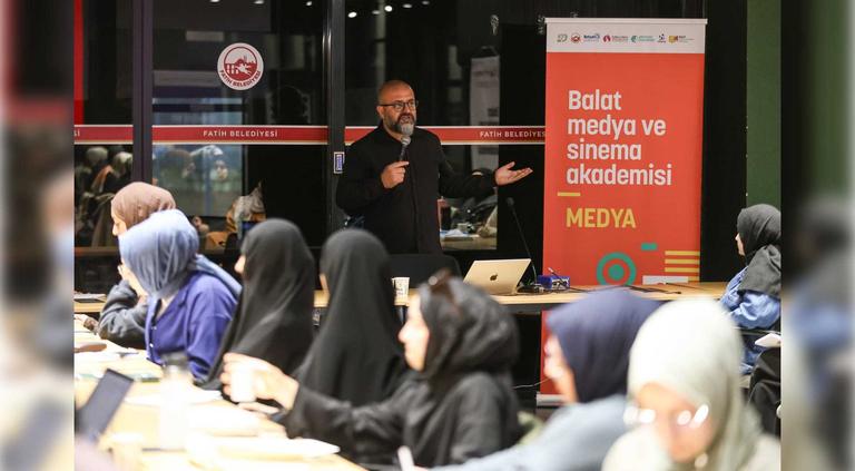 Balat Medya ve Sinema Akademisinden 93 Öğrenci Mezun Oldu
