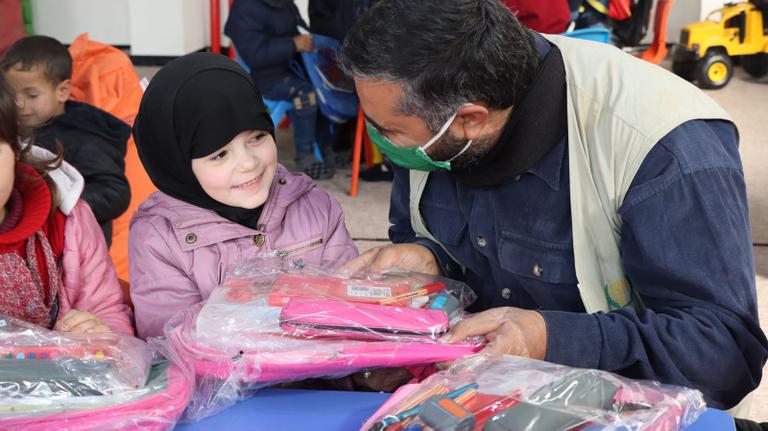 Stationary aid for 5.000 students in Syria