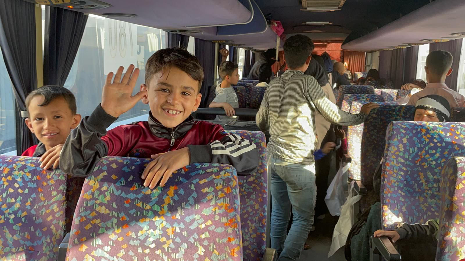 Iraklı ailelerin evlerine geri dönüşü devam ediyor