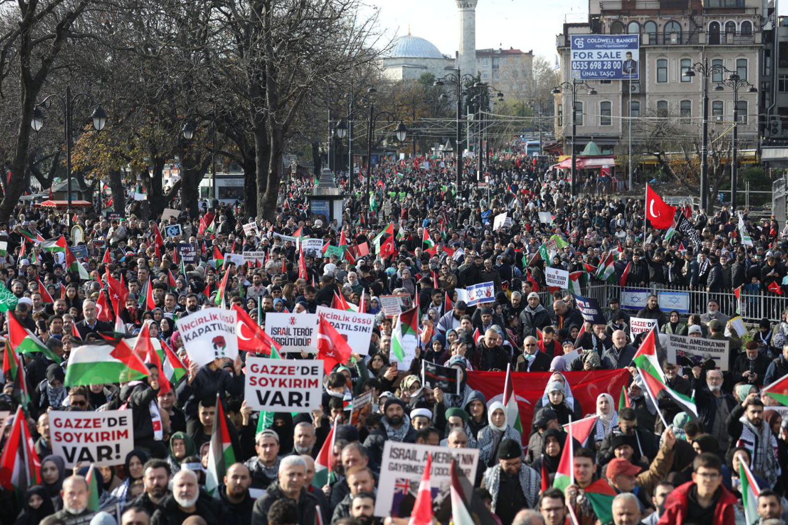 Tens of Thousands Marched for Palestine on Human Rights Day