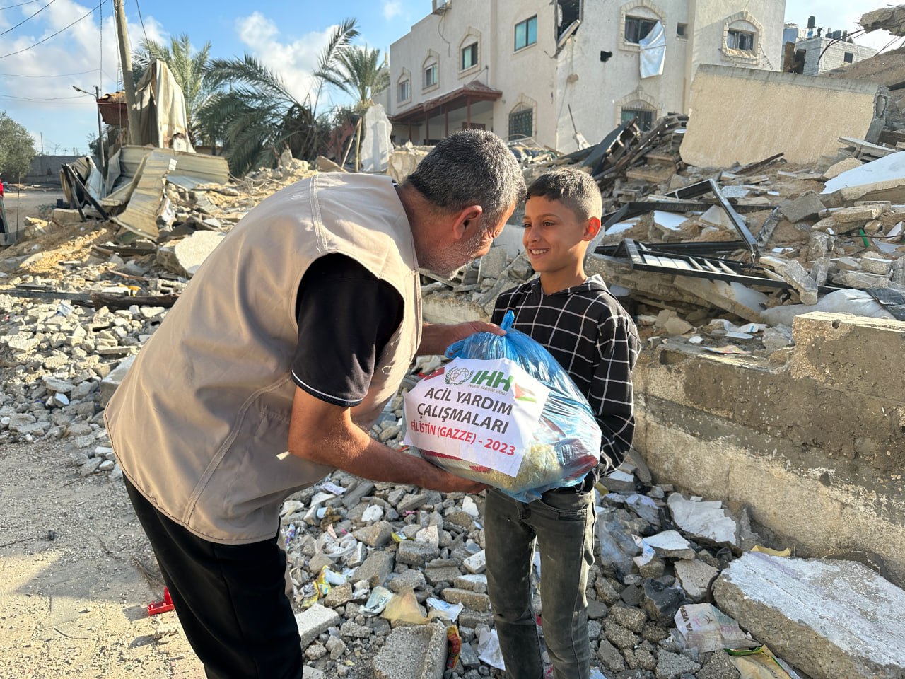 هيئة الإغاثة الإنسانية تقدم الدعم لعشرات الآلاف من الفلسطينيين في عام 2023